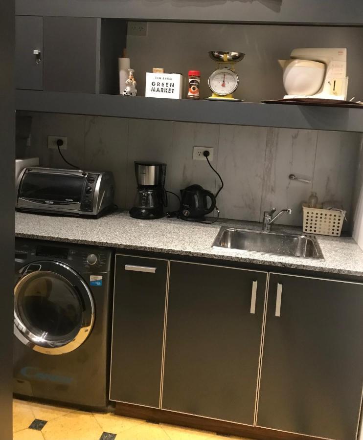 Habitaciones En Suite Balcarce Buenos Aires Bagian luar foto