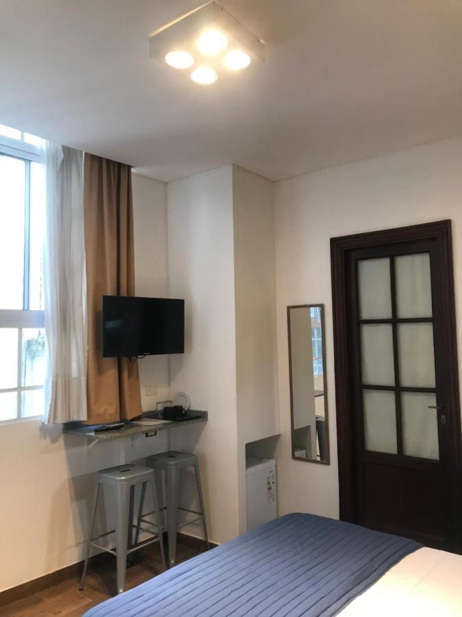 Habitaciones En Suite Balcarce Buenos Aires Bagian luar foto