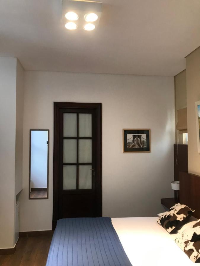 Habitaciones En Suite Balcarce Buenos Aires Bagian luar foto